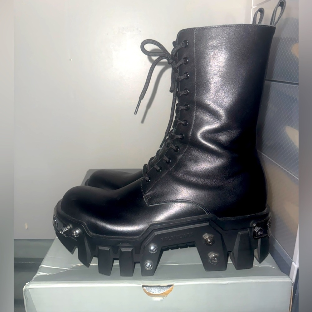 BALENCIAGA BULLDOZER BOOT